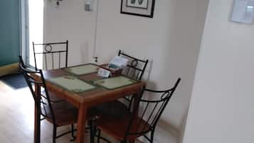 家庭客房 | 房內用餐區