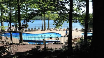 Outdoor pool, a heated pool
