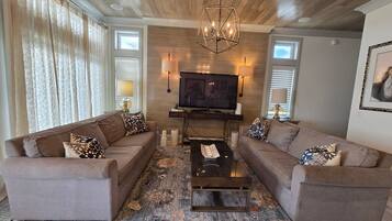 Smart TV, DVD player