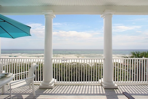 GULF FRONT OASIS, PRIVATE HEATED POOL-opt, 5 BR, GORGEOUS BEACH VIEWS, Sleeps 12