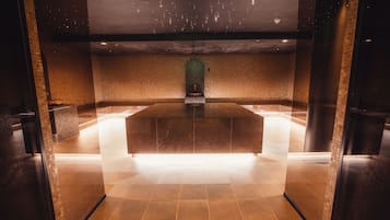 Couples treatment rooms, sauna, steam room, Turkish bath