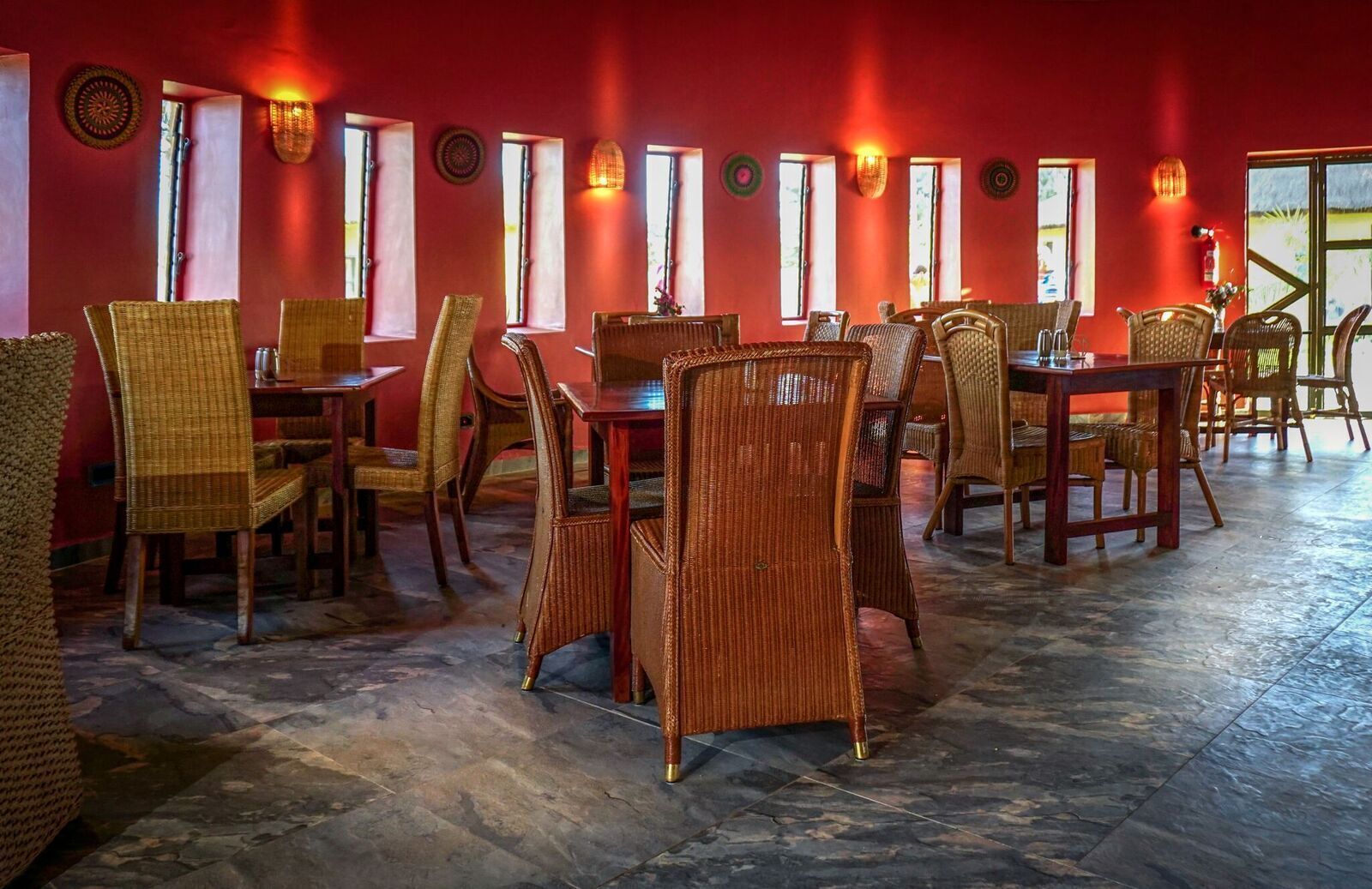 breakfast, lunch, dinner served; local and international cuisine