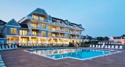 Water's Edge Resort and spa w indoor and outdoor pool and beach. Condo Sleeps 6