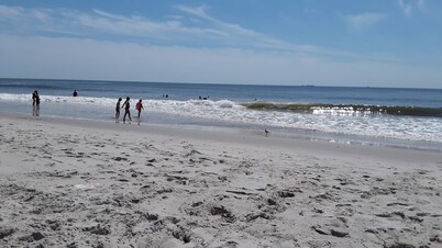 Beach Bum's Haven.  Private suite located one block from beach and boardwalk.