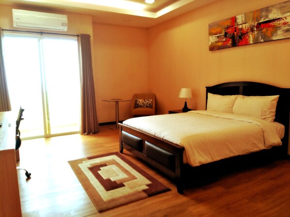 Luxury Room, 1 Queen Bed