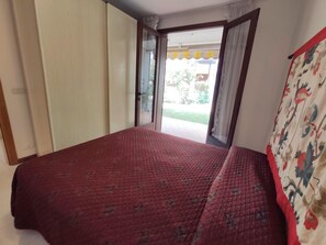 4 bedrooms