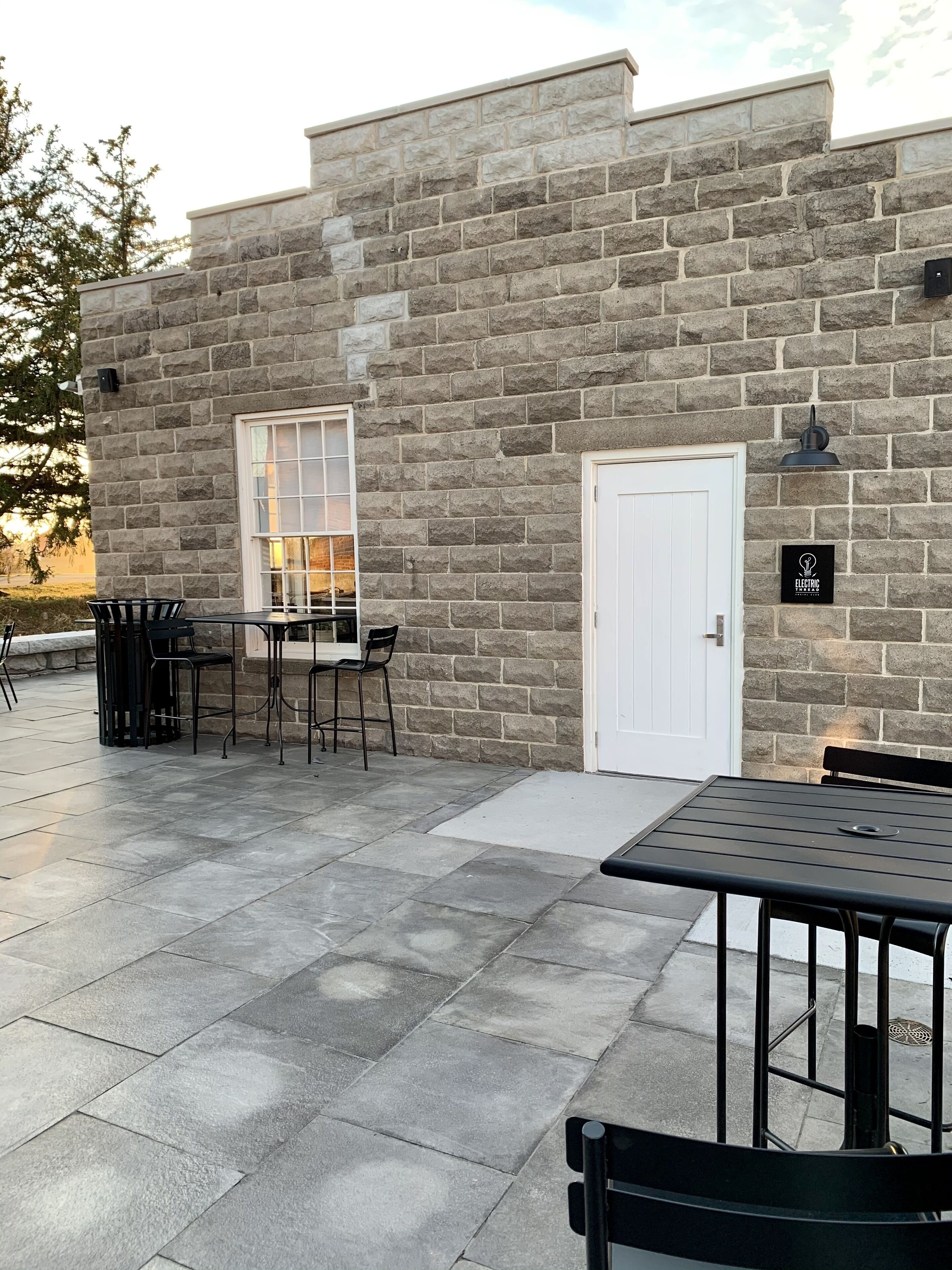 Breakfast, lunch, dinner served; American cuisine 