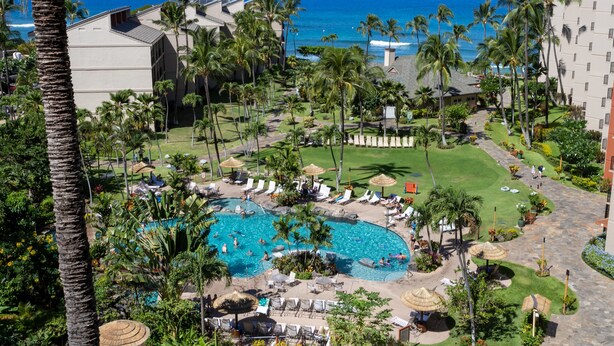 Pool - Aston Ka'anapali Shores 325 | Lush Garden Views – Pool, Hot Tub & Spa (Lahaina)