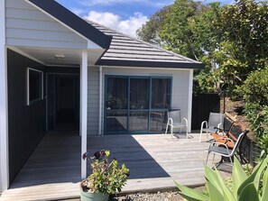 Exterior - Observation House, two bedroom house, close to shops, beach and eateries. (Paraparaumu)
