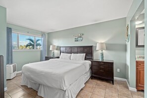 1 chambre, fer et planche Ă repasser, Wi-Fi gratuit, draps fournis