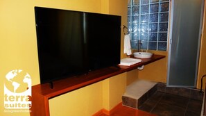 Television - Terra Suites ecogreenhotels (Tacna)