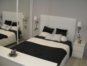 1 chambre, bureau, lit parapluie, Wi-Fi gratuit