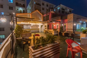 بار (في المنشاة)