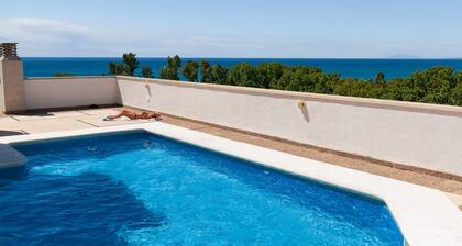 AirCon Apartment with Pool · Beach 50m · UHC AIGUADOLÇ 317