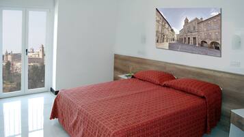 1 bedroom, in-room safe, desk, blackout drapes