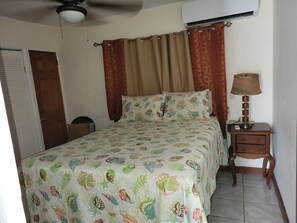 1 sovrum, strykjärn/strykbräda, wi-fi och sängkläder