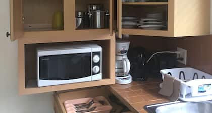 Sagusta Gardens Cosy Apartment 2