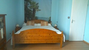 1 bedroom, WiFi, bed sheets