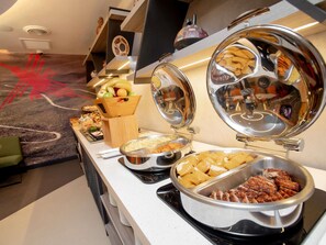 Tägliches Frühstücksbuffet (52 PEN pro Person)