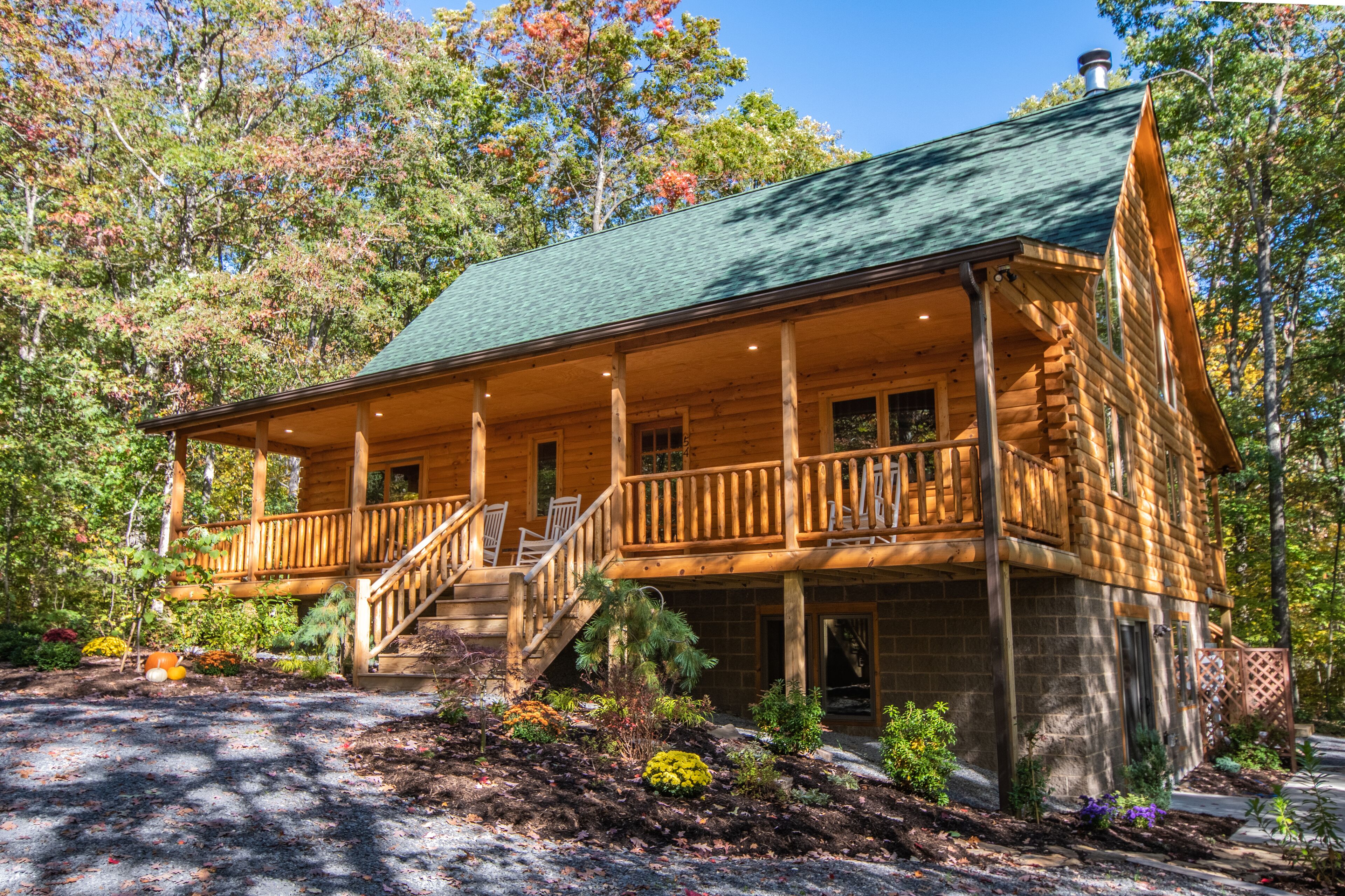 Wander Inn: Only 1 Mile to Wisp Resort & Lake Activities