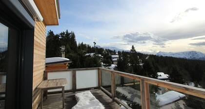 Chalet neuf pour 12 Ă Chamrousse, accĂšs pistes proche