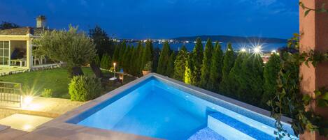 Alberca al aire libre