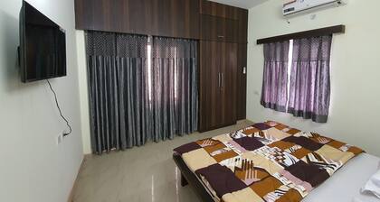 Comfort and cleanliness. Live pure n simple . Connected with high-speed B/band