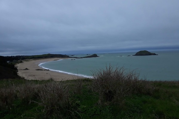 Beach nearby, sun-loungers
