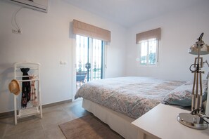 3 dormitorios, tabla de planchar con plancha, wifi y ropa de cama