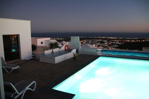 Outdoor pool, a heated pool