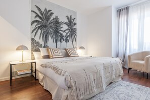 Fer et planche à repasser, Wi-Fi gratuit, draps fournis