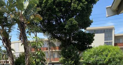 Quite, secure , private accommodation. Close to beach front and amenities