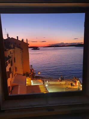 Interior - Rovinj Sea View apartment - SEA YA, centre, top location on the seafront   (Rovinj)
