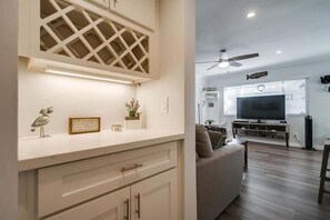 TV, offices
