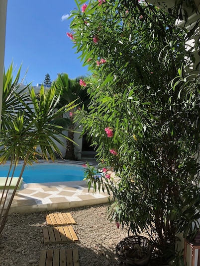 Canela: encantador bungalow a 5 minutos a pie de la playa y las tiendas