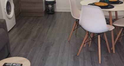 25 mn de Paris - F2 duplex contemporain centre ville