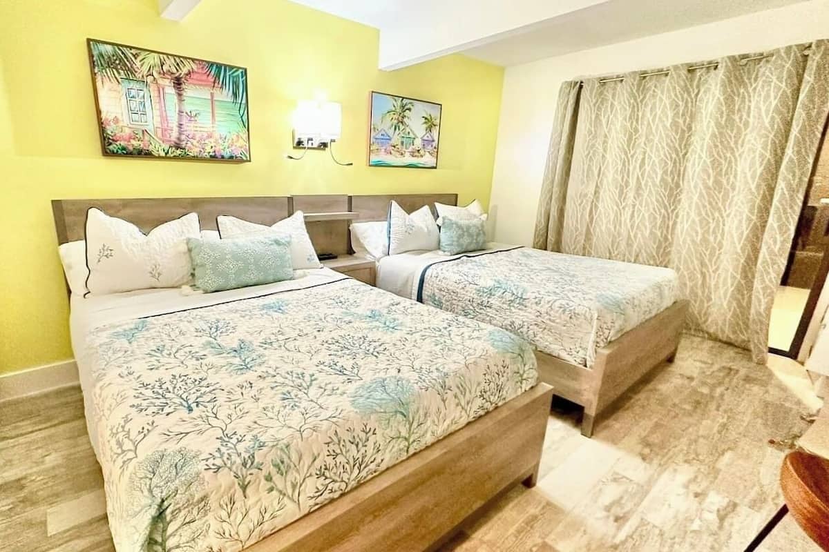 Estudio | 1 habitación, decoración personalizada y muebles diferentes