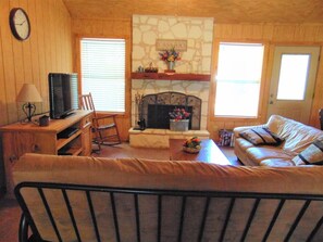 TV, peis og DVD-spiller