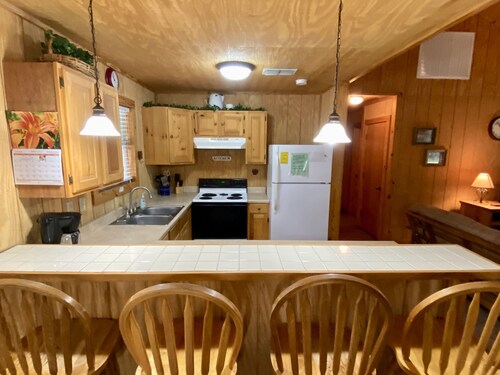 Float 2 Cabin! Private Frio River Access ~ Gated Comanche Crossing, Concan!