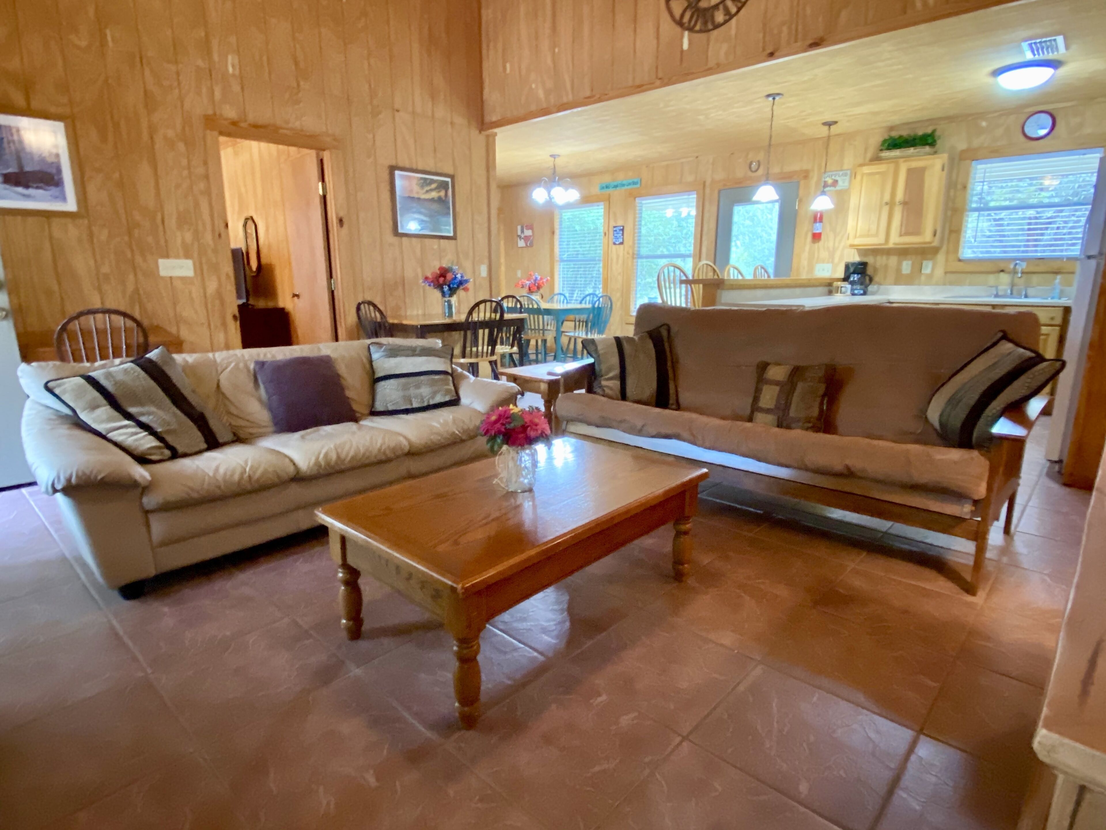 Smart TV, fireplace, DVD player