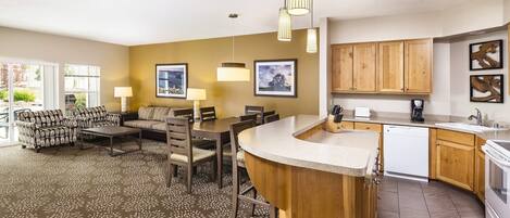 2 Bedroom Suite
