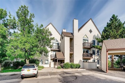 Beautiful & Cozy Studio Condo in Denver Tech Center