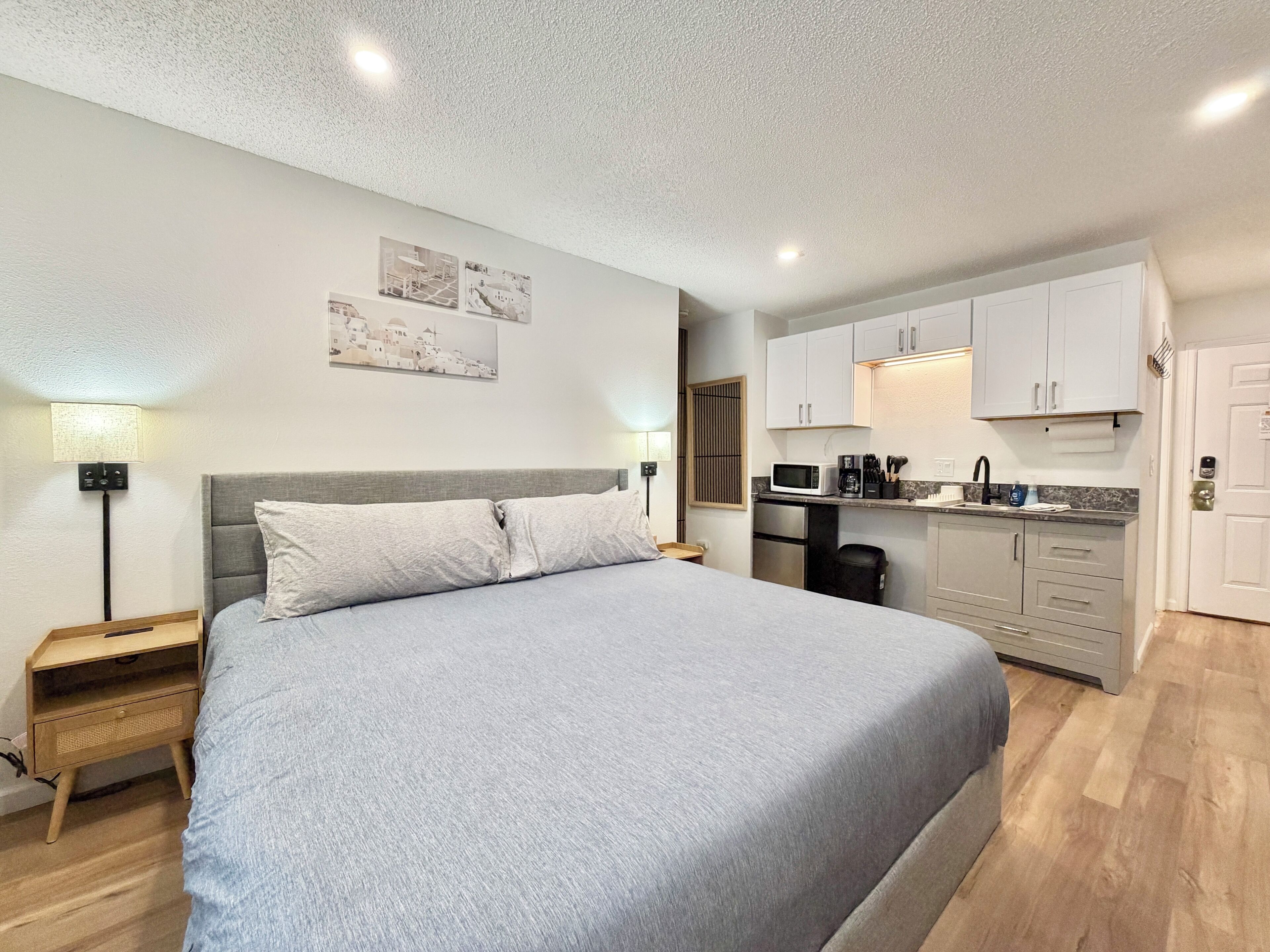 Desk, iron/ironing board, WiFi (free), bed sheets
