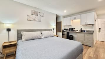 Desk, iron/ironing board, WiFi (free), bed sheets