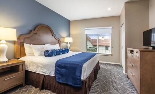 Charming Resort in Breathtaking Solvang!