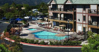 Charming Resort in Breathtaking Solvang!