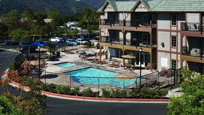 Unclassified image, 3 of 24, button - Charming Resort in Breathtaking Solvang! (Solvang)