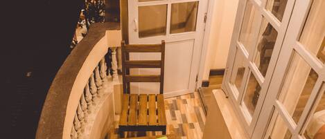 Deluxe Twin Room, Garden View | Terrace/patio