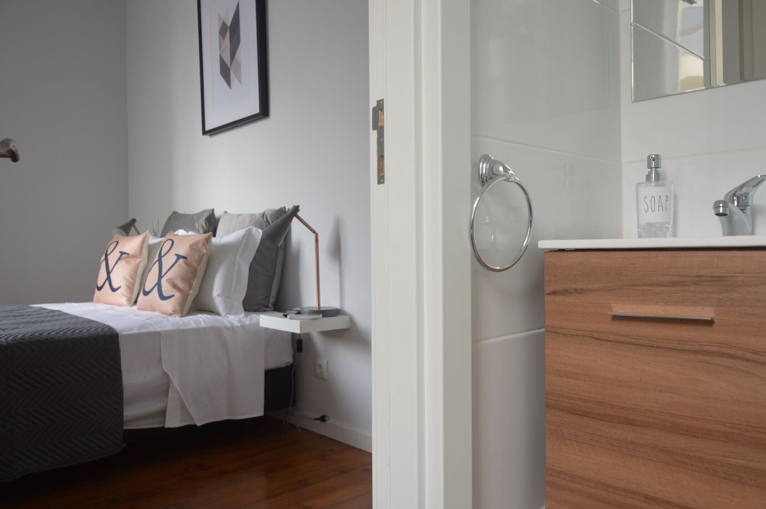 Junior-Doppelzimmer, eigenes Bad | Allergikerbettwaren, kostenloses WLAN