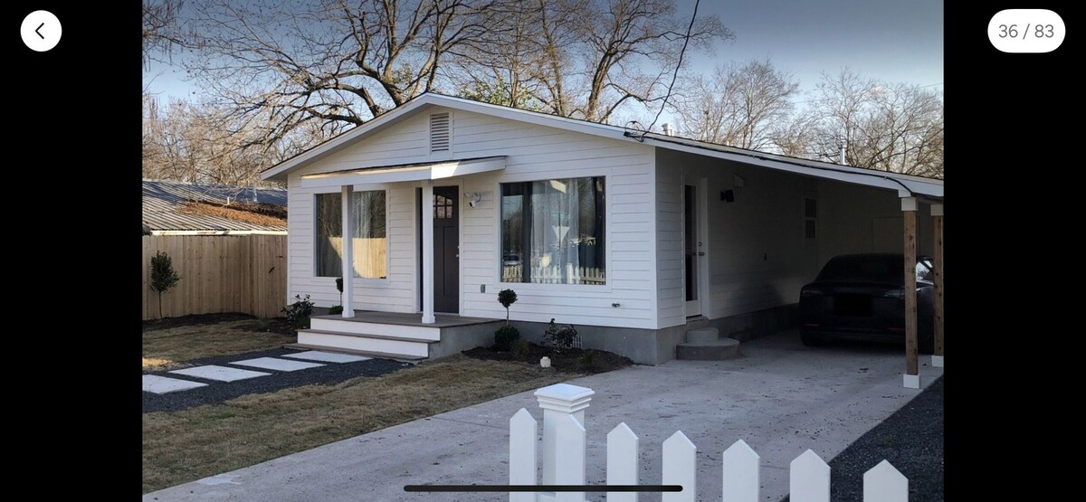 Photo 5 of Casita Bonita - Oasis East Austin